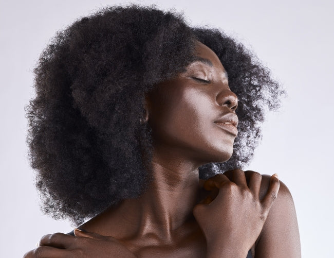 Comment redonner du volume à ses cheveux fins ?