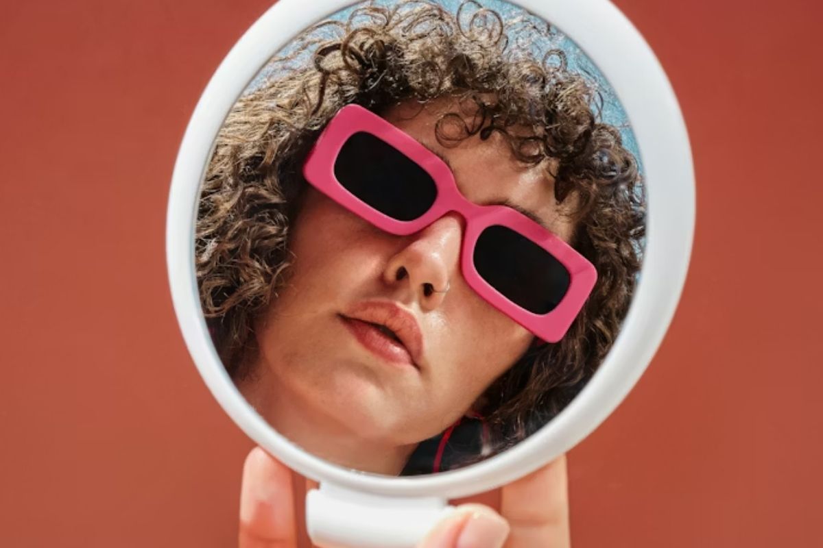 mythe eau cheveux bouclés sécheresse hydratation explication