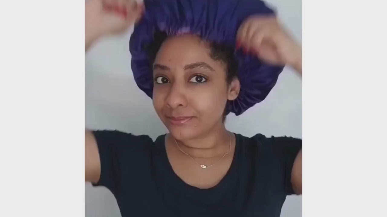 Comment bien hydratat ses cheveux bouclé, frisés et afros avec le spray hydratant leave in So Wet Oh à l'huile de Melon du Kalahari